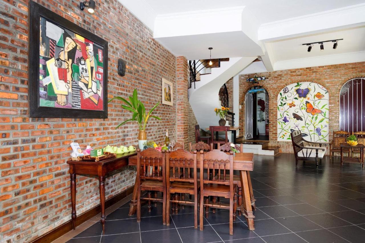 Calm House 2 Hostel Hoi An Bagian luar foto