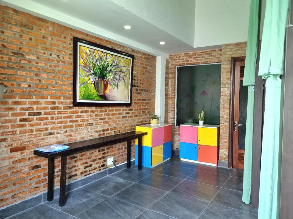 Calm House 2 Hostel Hoi An Bagian luar foto