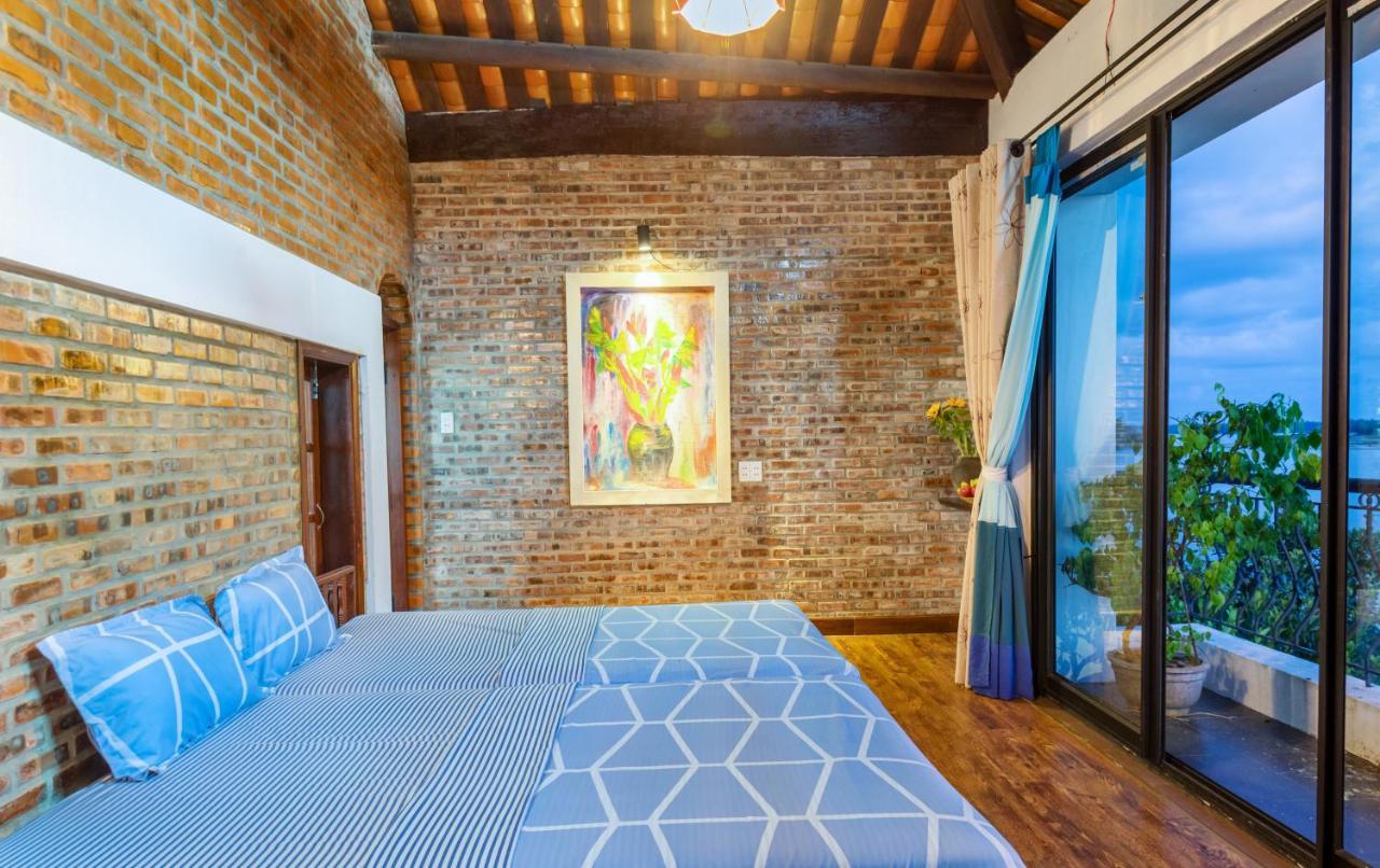 Calm House 2 Hostel Hoi An Bagian luar foto