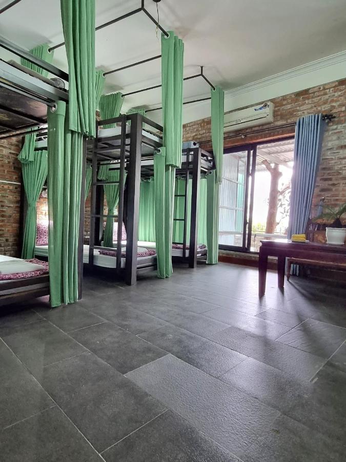 Calm House 2 Hostel Hoi An Bagian luar foto