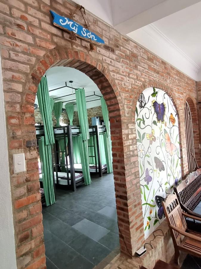 Calm House 2 Hostel Hoi An Bagian luar foto