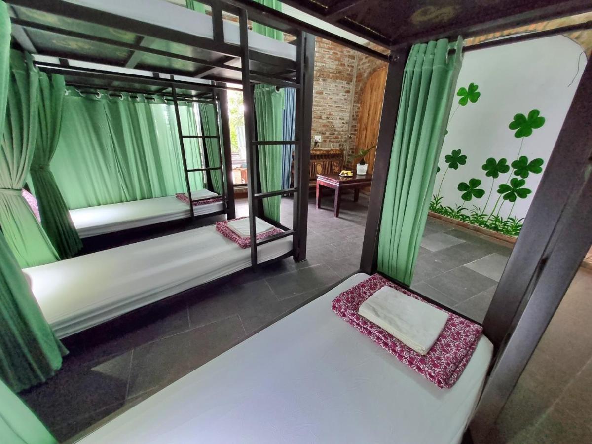 Calm House 2 Hostel Hoi An Bagian luar foto