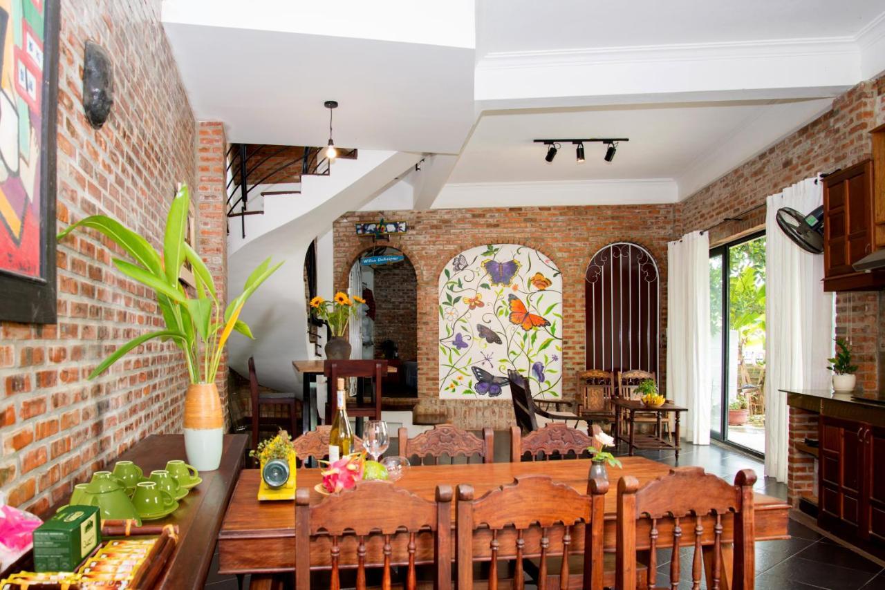 Calm House 2 Hostel Hoi An Bagian luar foto